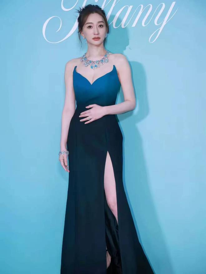 图美炸！48岁这状态保养秘诀大揭秘！B—sports必一李小冉出席活动生(图3)